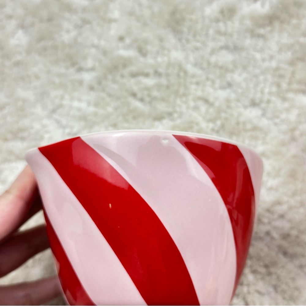 Rae Dunn Measuring Cup - Picture 4 of 10